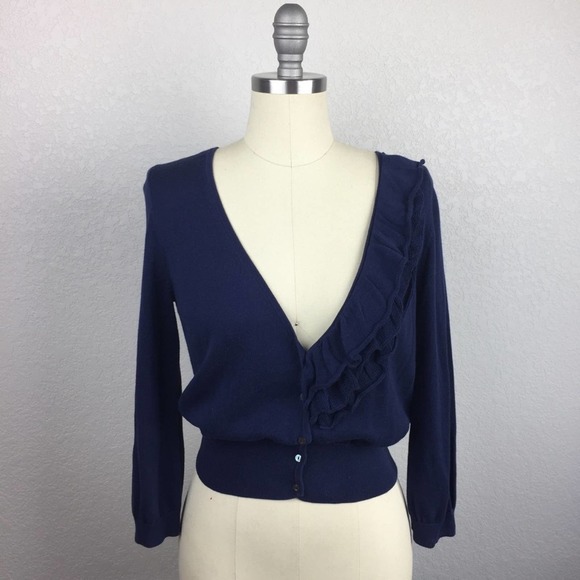 GAP Sweaters - •GAP• Navy Cropped Sweater